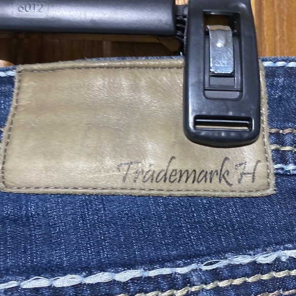 Trademark h women’s jeans - Picture 8 of 10
